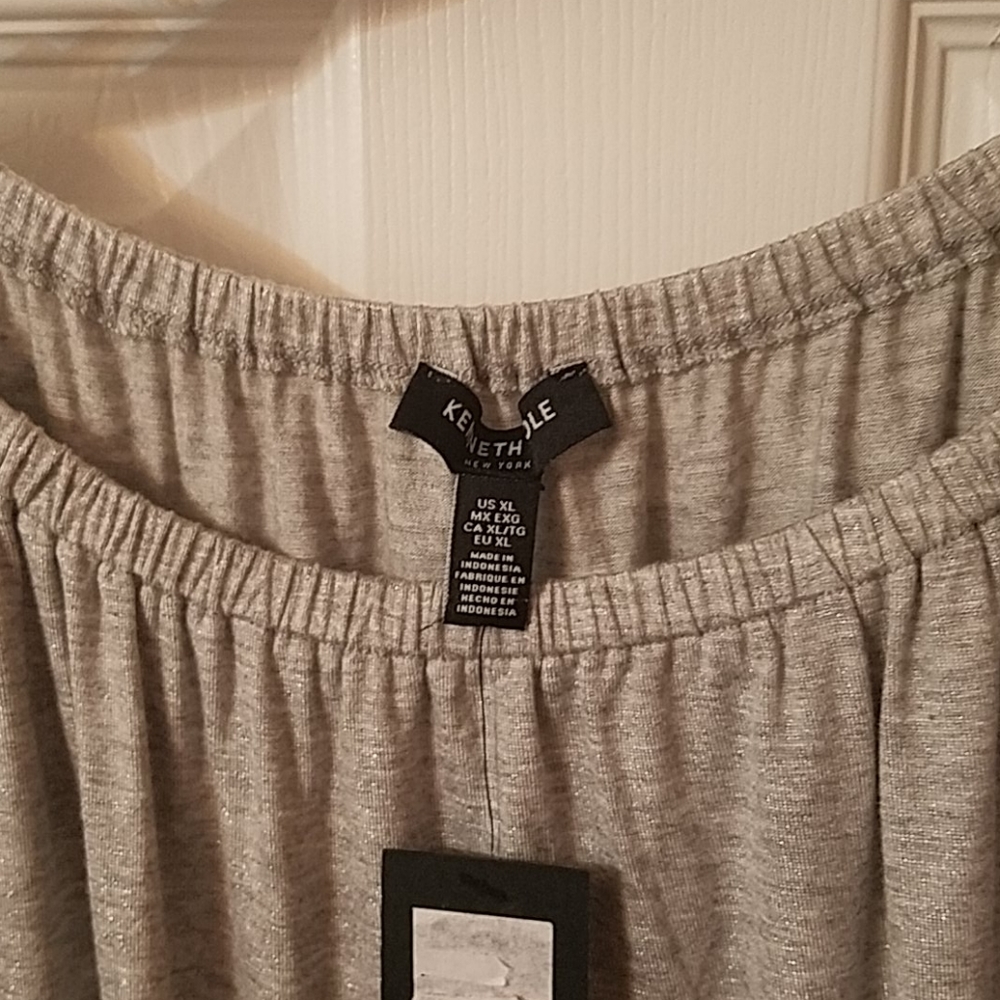 Not your basic tshirt - Picture 2 of 5